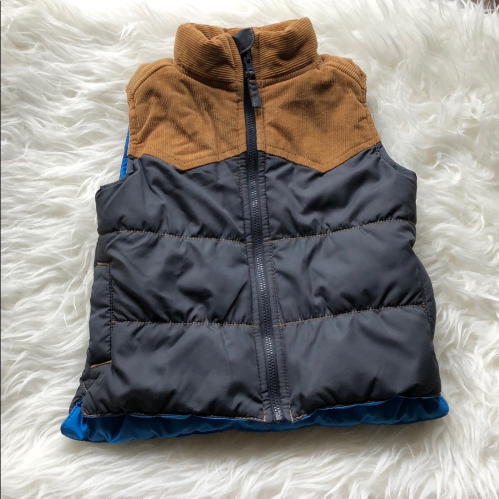 ❌❌ SOLD ❌❌ Osh Kosh GENUINE Kids vest
